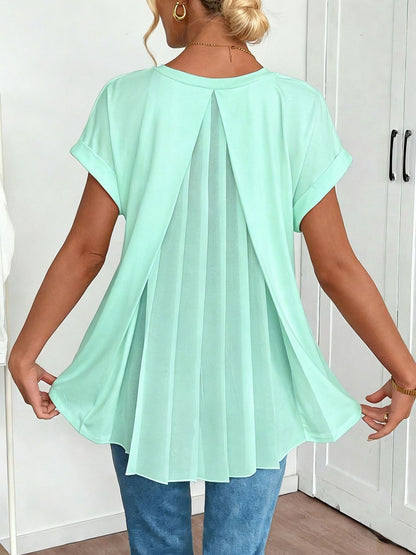 ❤The Perfect Tee for Women Who Want Effortless Style and a Flattering Silhouette