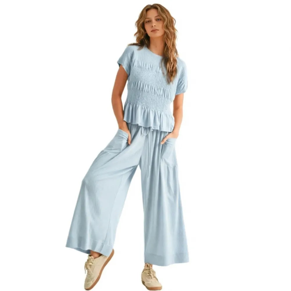 ⚡FINAL SALE⚡ Women’s  2-Piece Smocked Top & Wide-Leg Pants Set