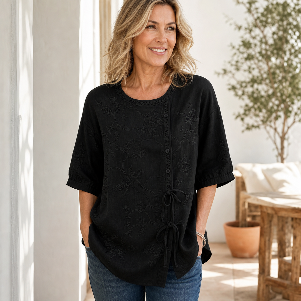 Women's Embroidered Tie-Front Short Sleeve Blouse